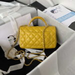 Wholesale replica highest quality luxury handbags, clothing, shoes, jewelry, etc. in cheaper price! Up to 70% discount now. Quality Guarantee!