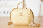 chanel as3066 small vanity case lambskin gold tone metal apricot 02 luxibags.ru .jpg