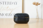 chanel as3066 small vanity case lambskin gold tone metal black 07 luxibags.ru .jpg