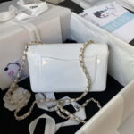 chanel as3356 flap 23fw patent leather camellia white 002 luxibags.ru .jpg