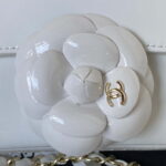 chanel as3356 flap 23fw patent leather camellia white 003 luxibags.ru .jpg