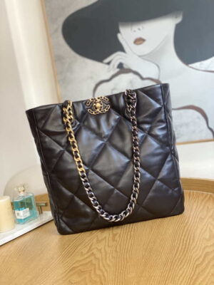 chanel as3519 chanel19 shopping bag shiny lambskin dark brown 001 luxibags.ru .jpg