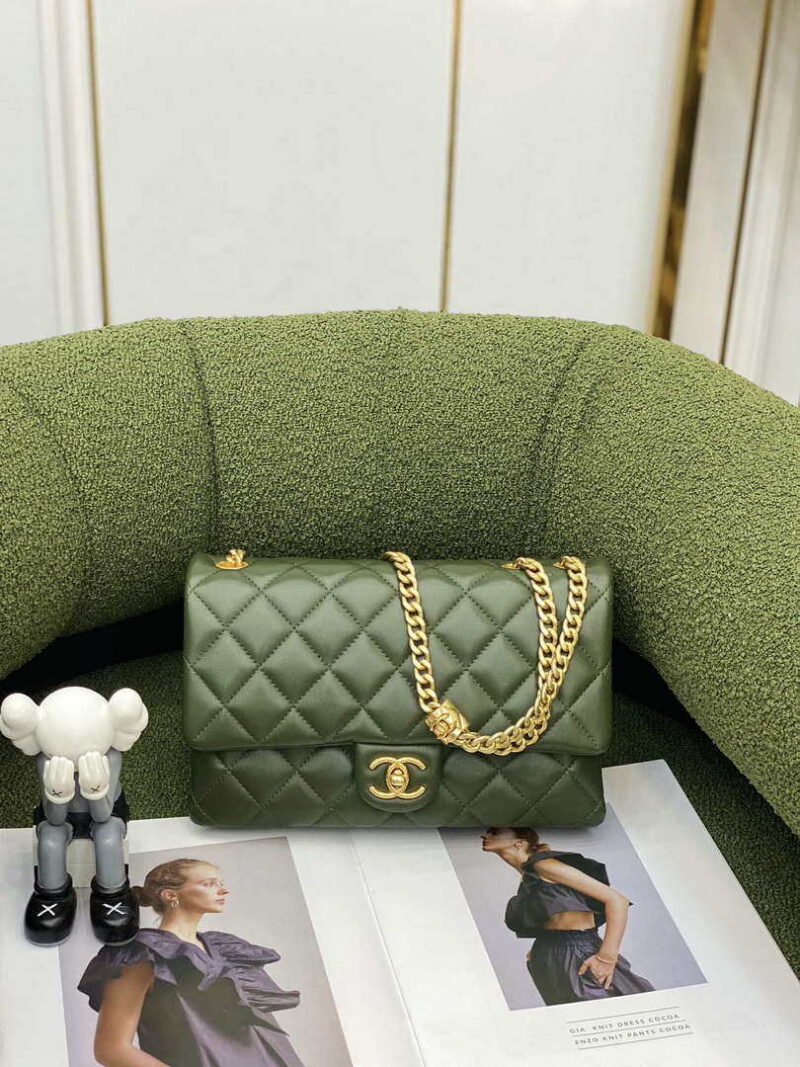 chanel as3609 flap bag lambskin lambskin gold tone metal green 001 luxibags.ru .jpg