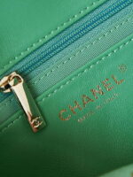 chanel as3782 mini flap bag 23p enamel gold tone metal 16cm green 08 luxibags.ru .jpg