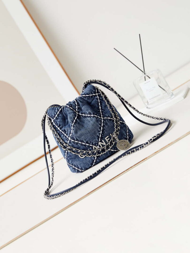 chanel as3980 22 mini handbag silver tone metal canvas blue denim 01 luxibags.ru .jpg