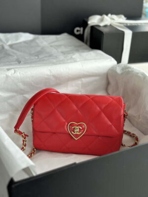 chanel as3986 small flap bag lambskin plexi gold tone meta red 001 luxibags.ru .jpg