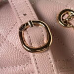 Wholesale replica highest quality luxury handbags, clothing, shoes, jewelry, etc. in cheaper price! Up to 70% discount now. Quality Guarantee!