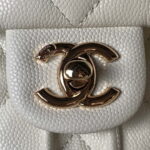 Wholesale replica highest quality luxury handbags, clothing, shoes, jewelry, etc. in cheaper price! Up to 70% discount now. Quality Guarantee!