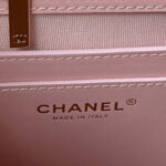 Wholesale replica highest quality luxury handbags, clothing, shoes, jewelry, etc. in cheaper price! Up to 70% discount now. Quality Guarantee!