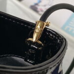 chanel as4133 mini bi color chain patent leather bag green 008 luxibags.ru .jpg