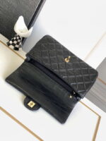 chanel as4199 clutch lambskin jersey gold tone metal black 03 luxibags.ru .jpg