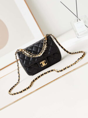 chanel as4385 mini flap bag pearly lambskin imitation pearls gold tone metal black 01 luxibags.ru .jpg