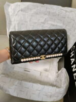 Wholesale replica highest quality luxury handbags, clothing, shoes, jewelry, etc. in cheaper price! Up to 70% discount now. Quality Guarantee!