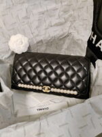 Wholesale replica highest quality luxury handbags, clothing, shoes, jewelry, etc. in cheaper price! Up to 70% discount now. Quality Guarantee!