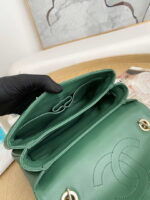 chanel small trendy cc flap bag with top handle lambskin bag a92236 green gold 008 luxibags.ru .jpg