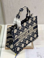 dior book tote m1296 medium beige and blue macrocannage embroidery m0080 002 luxibags.ru .jpg