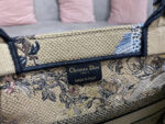 dior book tote m1296 medium latte multicolor dior jardin dhiver embroidery m0083 063 luxibags.ru .jpg