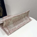 dior book tote m1296 medium toile de jouy embroidery m0073 008 luxibags.ru .jpg