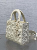 dior m0538 small lady dior bag matte white cannage calfskin with diamond motif 06 luxibags.ru .jpg