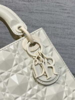 dior m0538 small lady dior bag matte white cannage calfskin with diamond motif 11 luxibags.ru .jpg