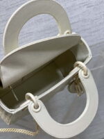 dior m0538 small lady dior bag matte white cannage calfskin with diamond motif 17 luxibags.ru .jpg