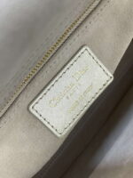 dior m0565 medium lady d life bag beaded crystal pendant embroidered gold 009 luxibags.ru .jpg