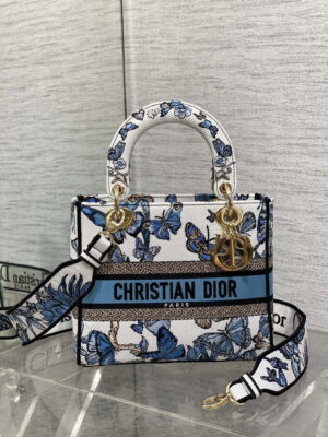 dior m0565 medium lady d lite white and pastel midnight blue toile de jouy mexico m1039 01 luxibags.ru .jpg