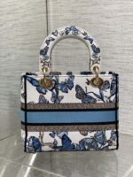 dior m0565 medium lady d lite white and pastel midnight blue toile de jouy mexico m1039 05 luxibags.ru .jpg