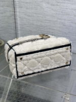 dior m0565 medium lady d lite wool beige and blue m1035 07 luxibags.ru .jpg