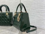 dior m0565 medium lady dior patent cannage calfskin bag dark green 06 luxibags.ru .jpg