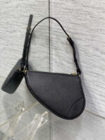 dior m05909 saddle shoulder pouch black goatskin 04 luxibags.ru .jpg