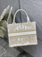 dior m1265 small book tote black biege dior petites fleurs embroidery m9626 004 luxibags.ru .jpg