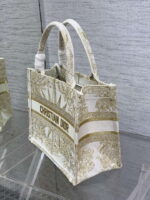 dior m1265 small book tote black biege dior petites fleurs embroidery m9626 006 luxibags.ru .jpg