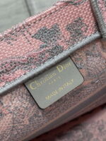 dior m1265 small book tote toile de jouy sauvage embroidery m9606 009 luxibags.ru .jpg
