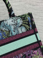 dior m1265 small book tote toile de jouy sauvage embroidery m9614 005 luxibags.ru .jpg