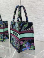 dior m1265 small book tote toile de jouy sauvage embroidery m9614 006 luxibags.ru .jpg