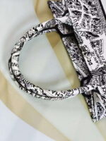 dior m1265 small book tote white and black plan de paris embroidery m9616 007 luxibags.ru .jpg
