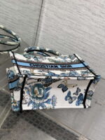 dior m1265 small book tote white and pastel midnight blue toile de jouy mexico embroidery 007 luxibags.ru .jpg