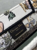 dior m1265 small book tote white and pastel midnight green toile de jouy mexico embroidery 009 luxibags.ru .jpg