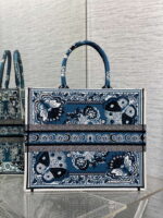 dior m1286 large book tote blue and white butterfly bandana embroidery 004 luxibags.ru .jpg