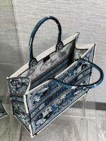 dior m1286 large book tote blue and white butterfly bandana embroidery 008 luxibags.ru .jpg