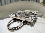 dior m1296 book tote medium beige and white butterfly bandana embroidery m095 007 luxibags.ru .jpg