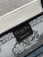 dior m1296 book tote medium blue and white butterfly bandana embroidery m099 09 luxibags.ru .jpg