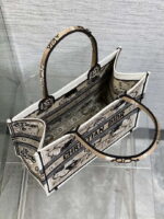 dior m1296 book tote medium blue and white butterfly bandana embroidery m100 08 luxibags.ru .jpg