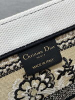 dior m1296 book tote medium blue and white butterfly bandana embroidery m100 09 luxibags.ru .jpg