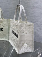 dior m1296 book tote medium blue and white butterfly bandana embroidery m104 06 luxibags.ru .jpg
