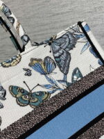dior m1296 book tote medium white with blue butterfly bandana embroidery m104 05 luxibags.ru .jpg