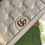 gucci 723787 gg matelasse chain wallet white 4 luxibags.ru .jpg