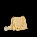 louis vuitton coussin pm h32 han 14.jpg