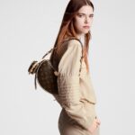louis vuitton croissant mm monog 4.jpg